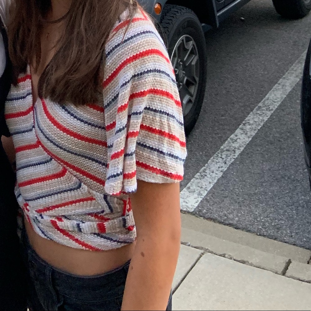 Short sleeves tie top